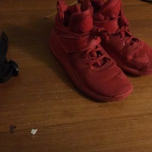 Nike all red kwazi